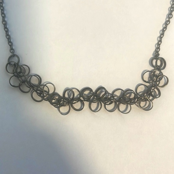 Choker Necklace - Picture 3 of 3